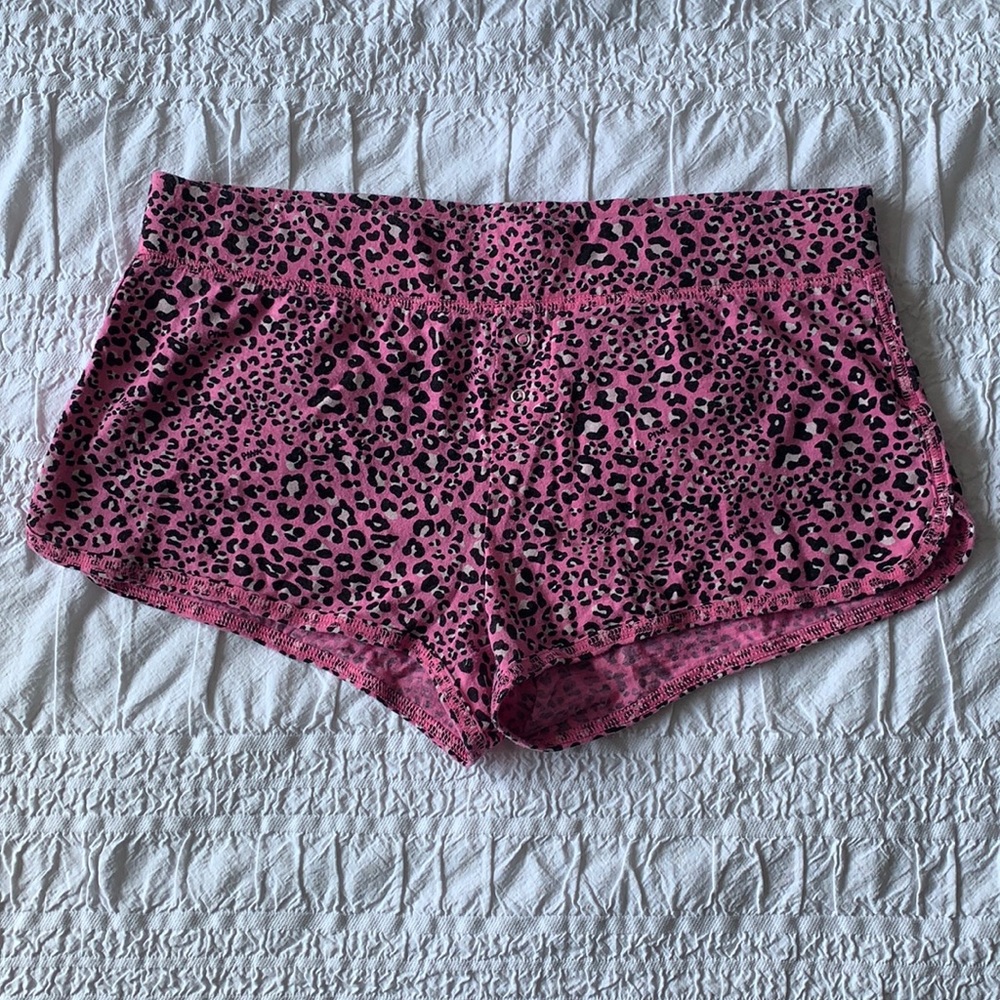 💕PINK cheetah print pj shorts 💕